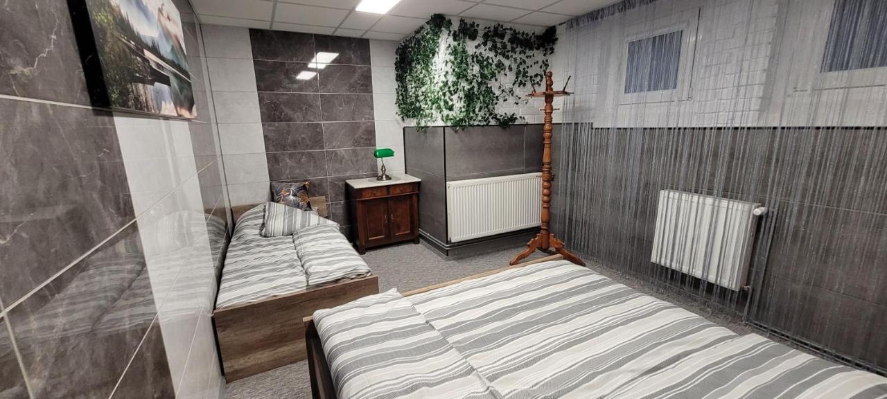 Stylowy Apartament Na Ptasiej Gorze イェレニャ・グーラ エクステリア 写真